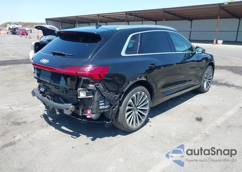 2019 Audi E-Tron Premium Plus из США, поврежденный, VIN WA1VABGE7KB023745